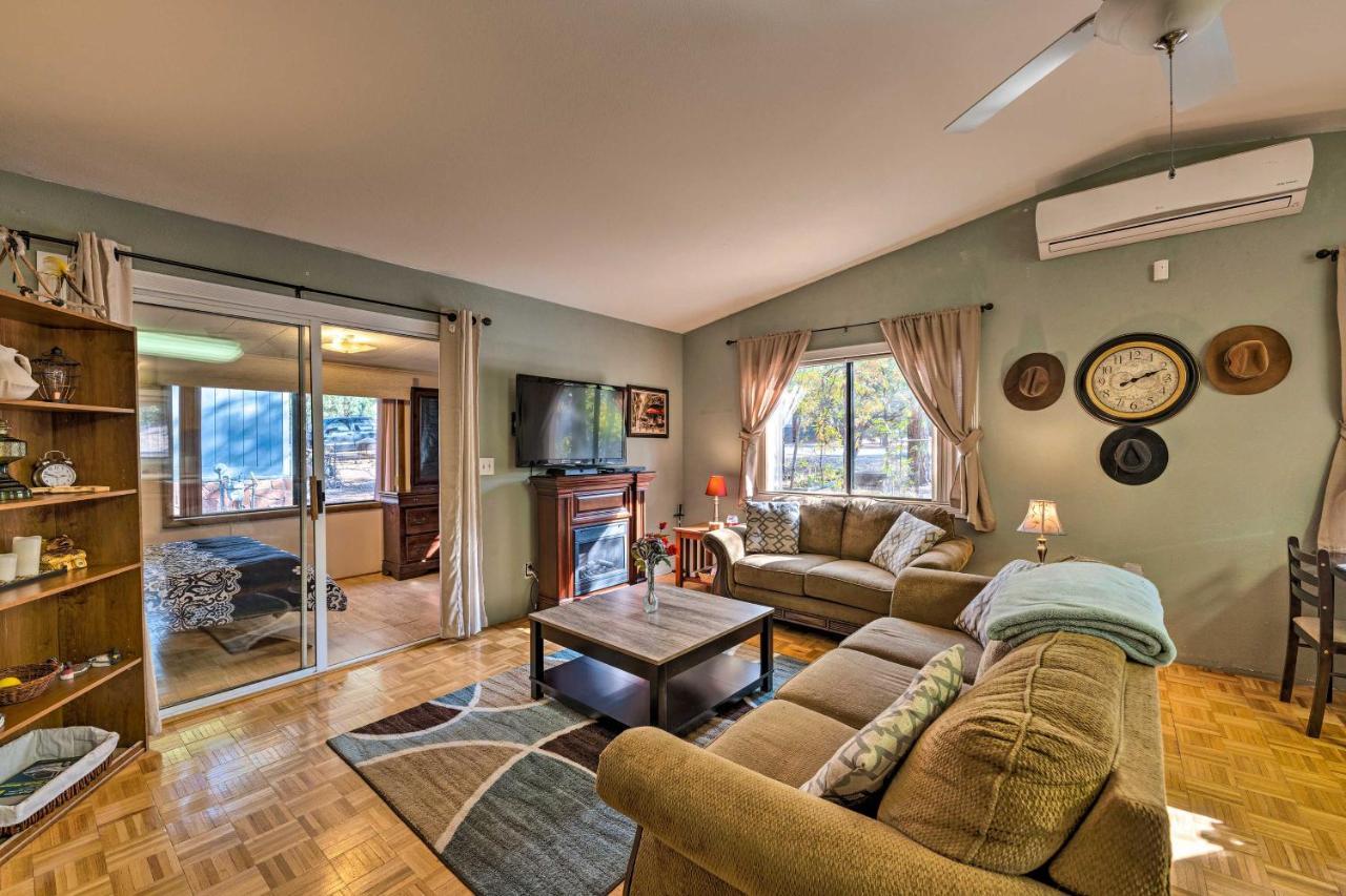 Show Low Home With Deck And Fire Pit, Near Trails Esterno foto