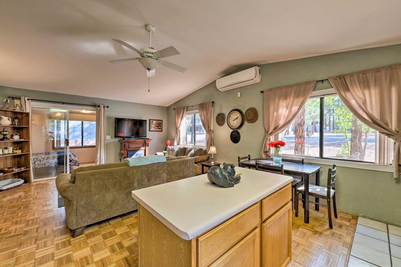 Show Low Home With Deck And Fire Pit, Near Trails Esterno foto